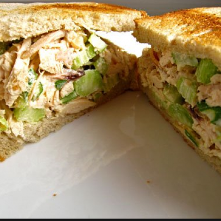 CHICKEN SALAD FILLING